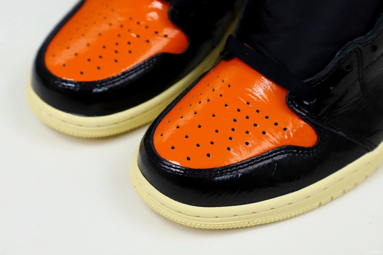 OG HIGH 1 'SHATTERED JORDAN AIR RETRO 3.0' BACKBOARD 0210